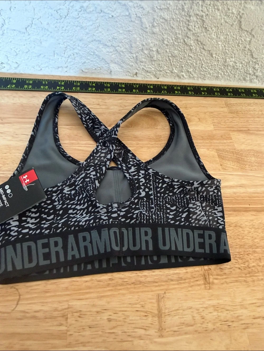 Under Armour supportive medium